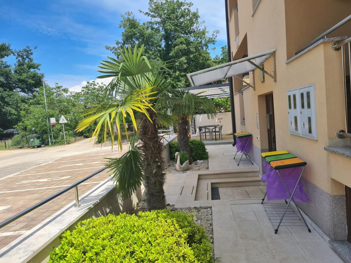 Apartments Jukic ポレッチ エクステリア 写真