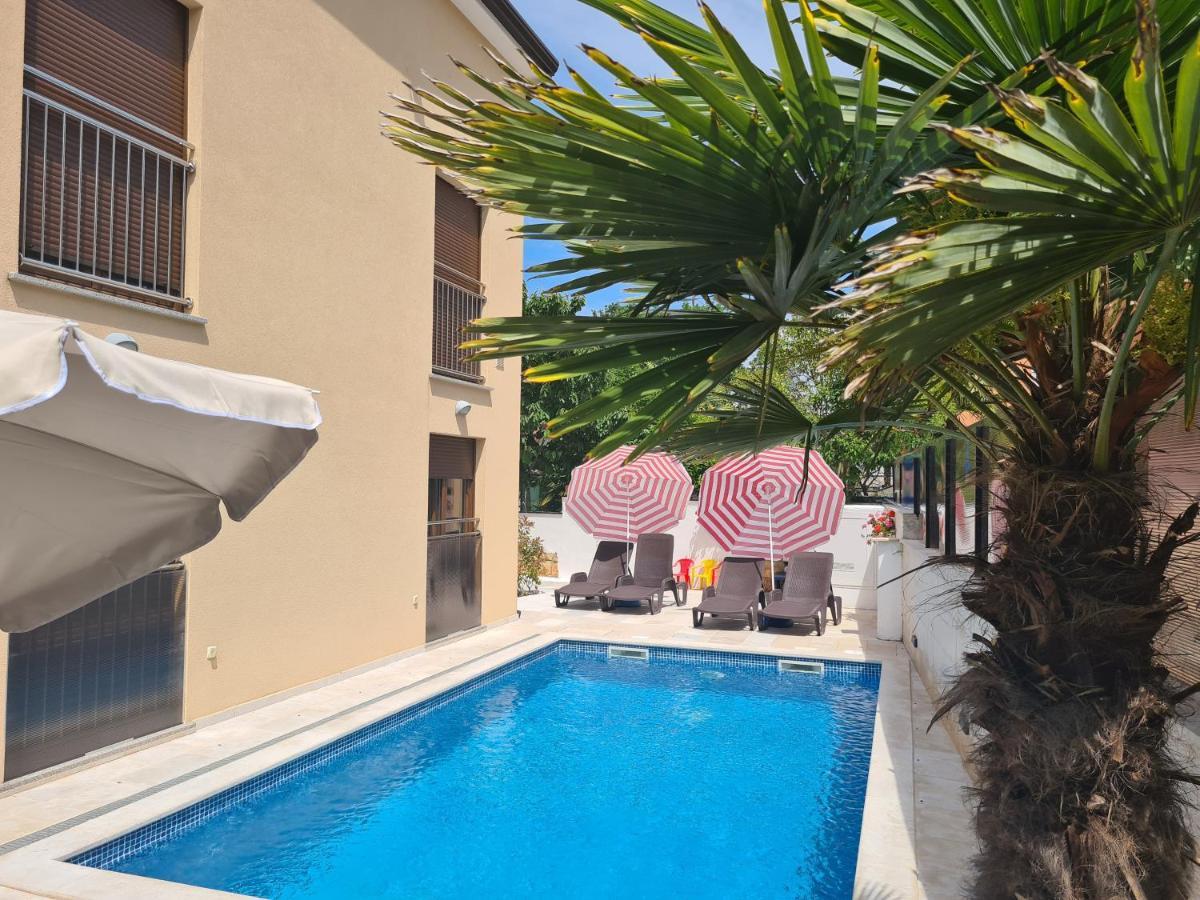 Apartments Jukic ポレッチ エクステリア 写真