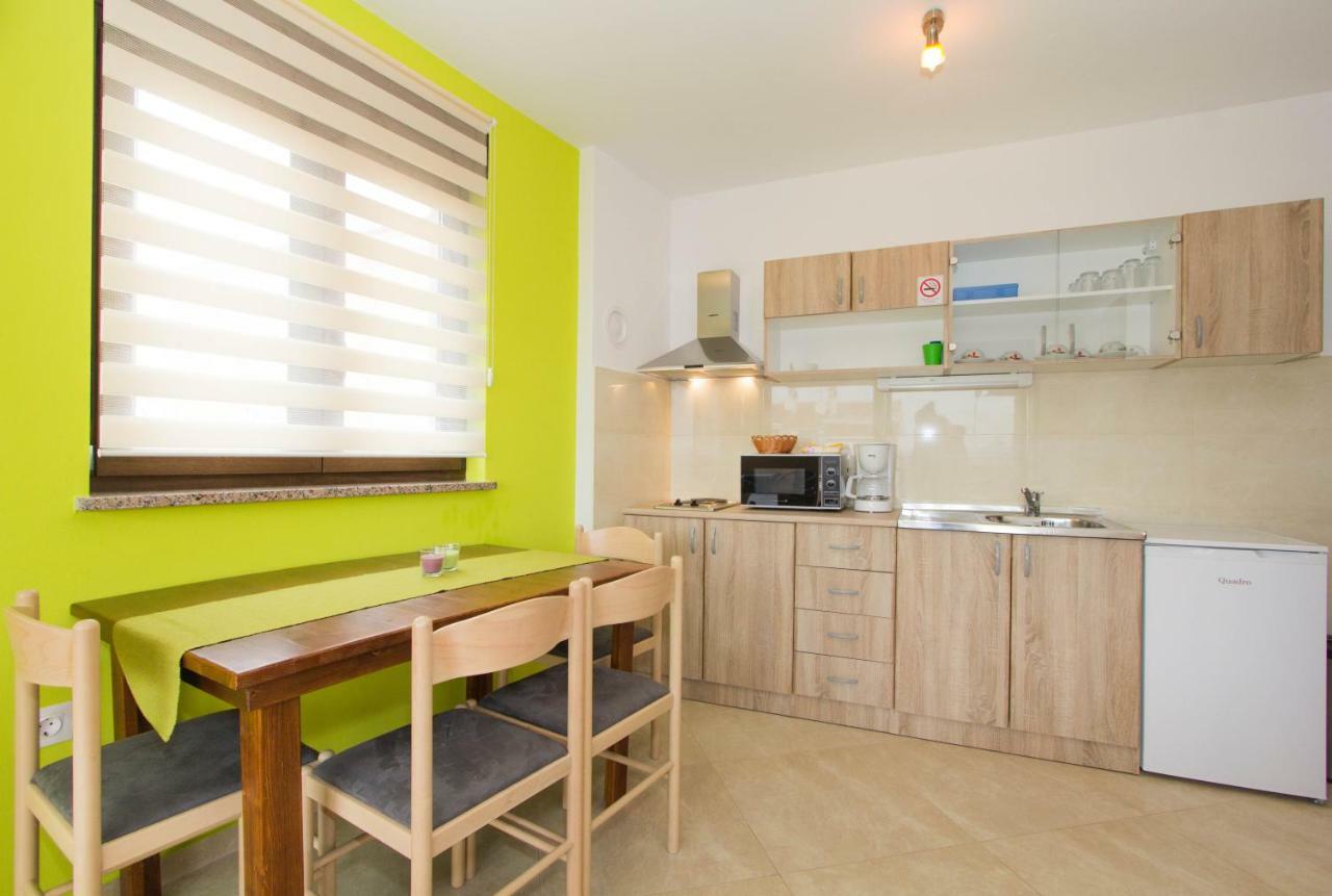 Apartments Jukic ポレッチ エクステリア 写真