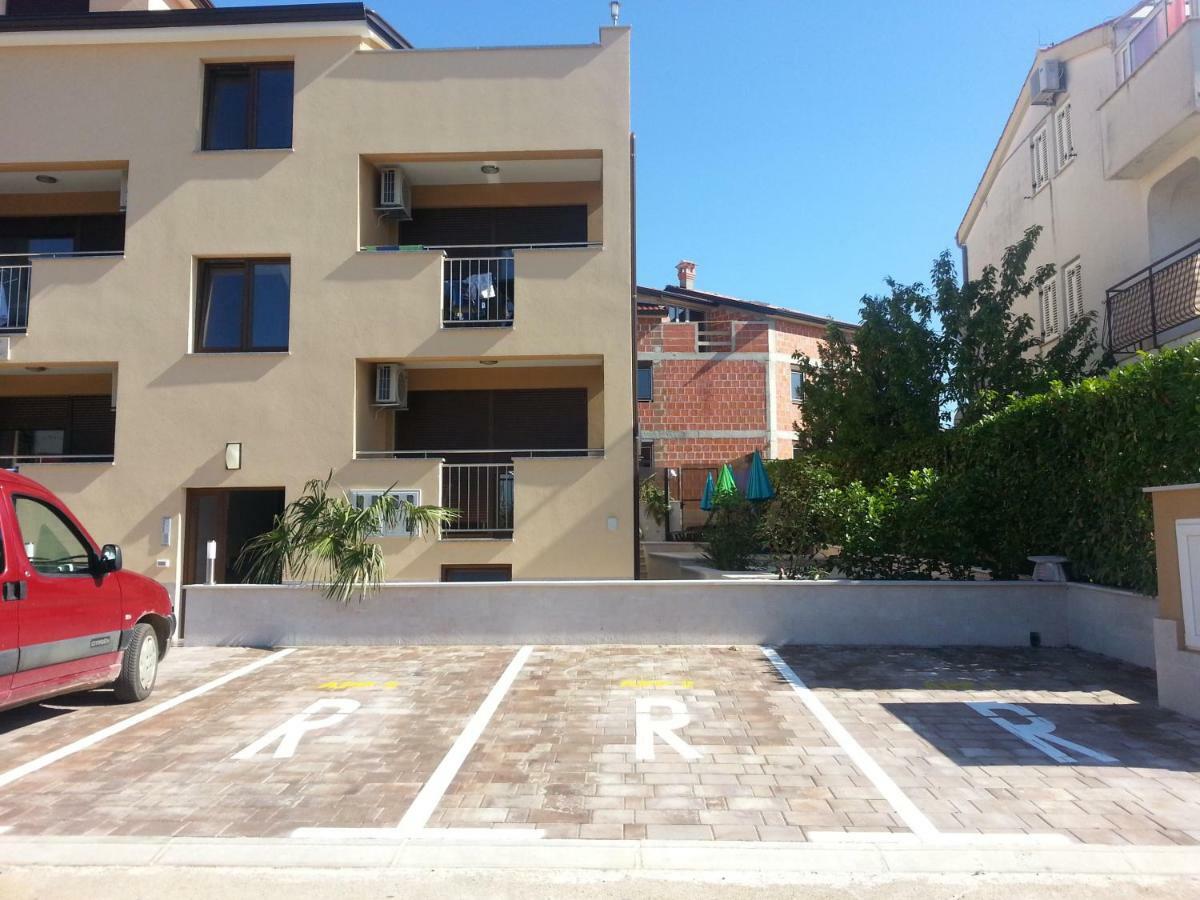 Apartments Jukic ポレッチ エクステリア 写真
