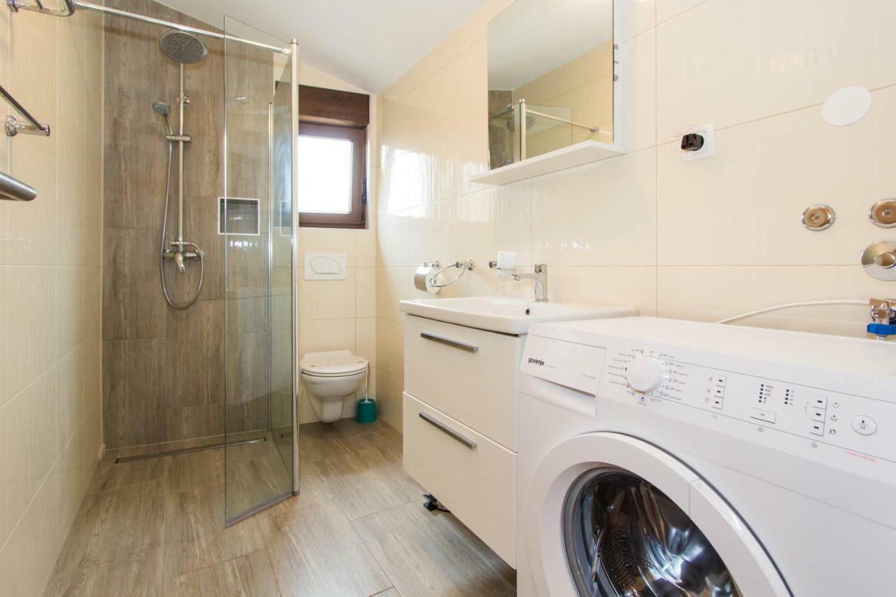 Apartments Jukic ポレッチ エクステリア 写真